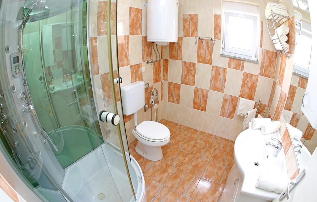 Solaris - With Private Parking Sveti Filip i Jakov