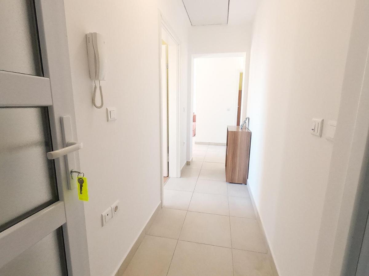 Solaris Apartment *