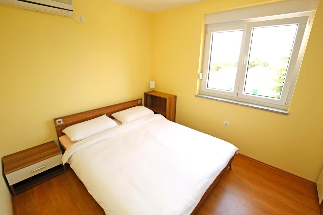 Solaris Apartment Sveti Filip i Jakov