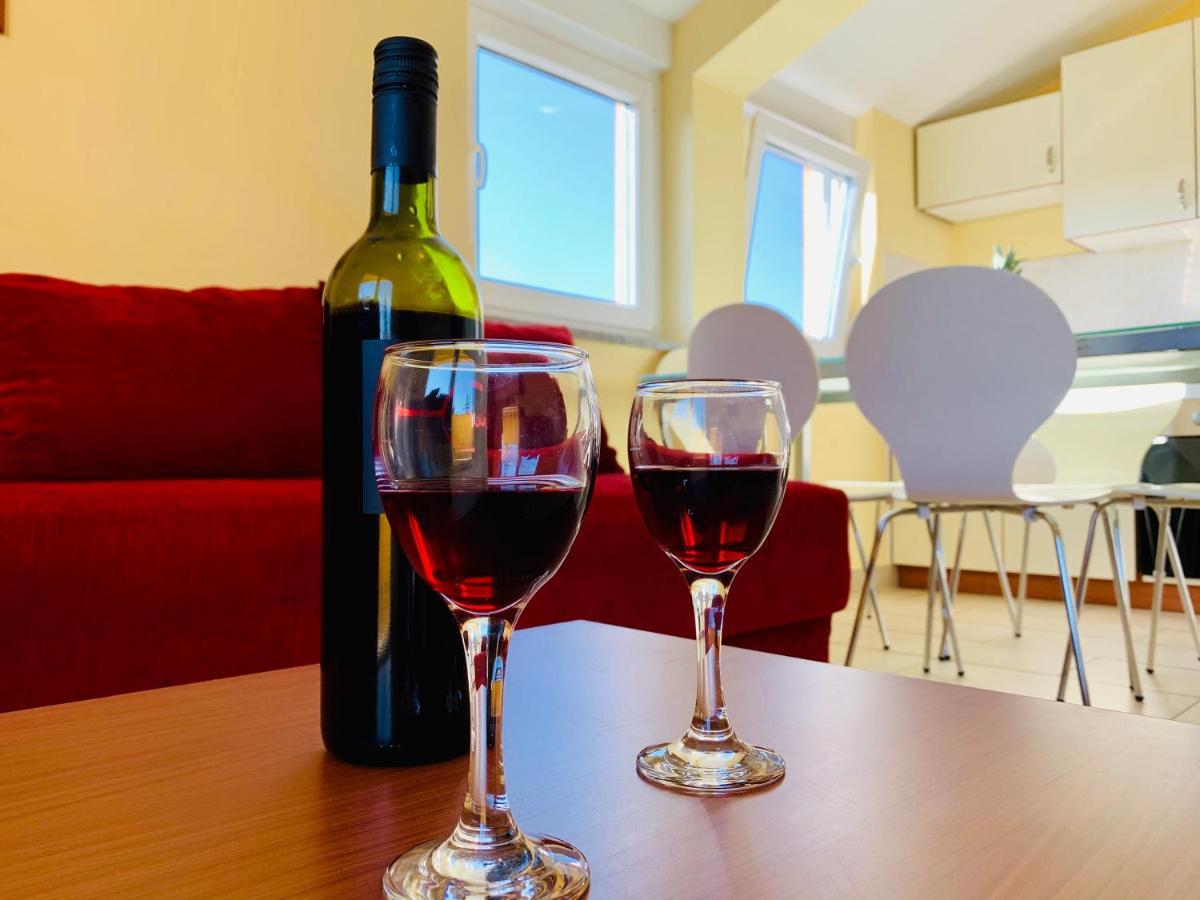 Solaris Apartment