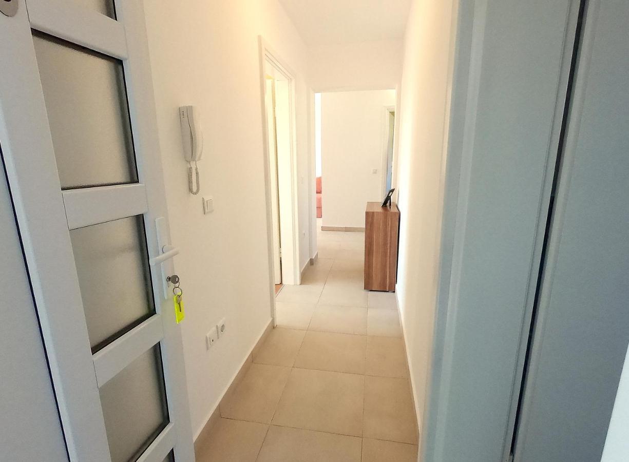 Solaris Apartment *